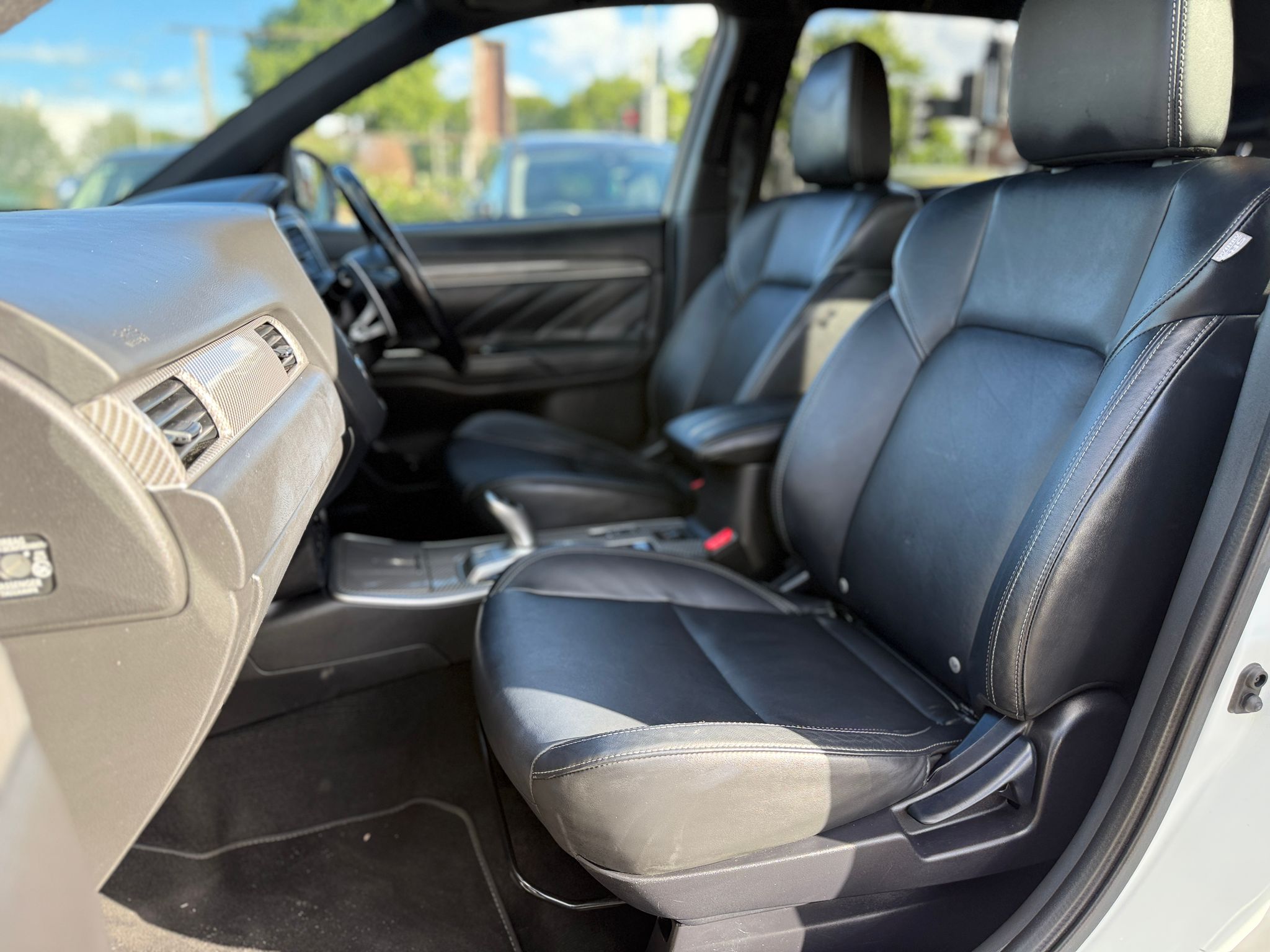 MITSUBISHI OUTLANDER PHEV 4h (4WD) 2019