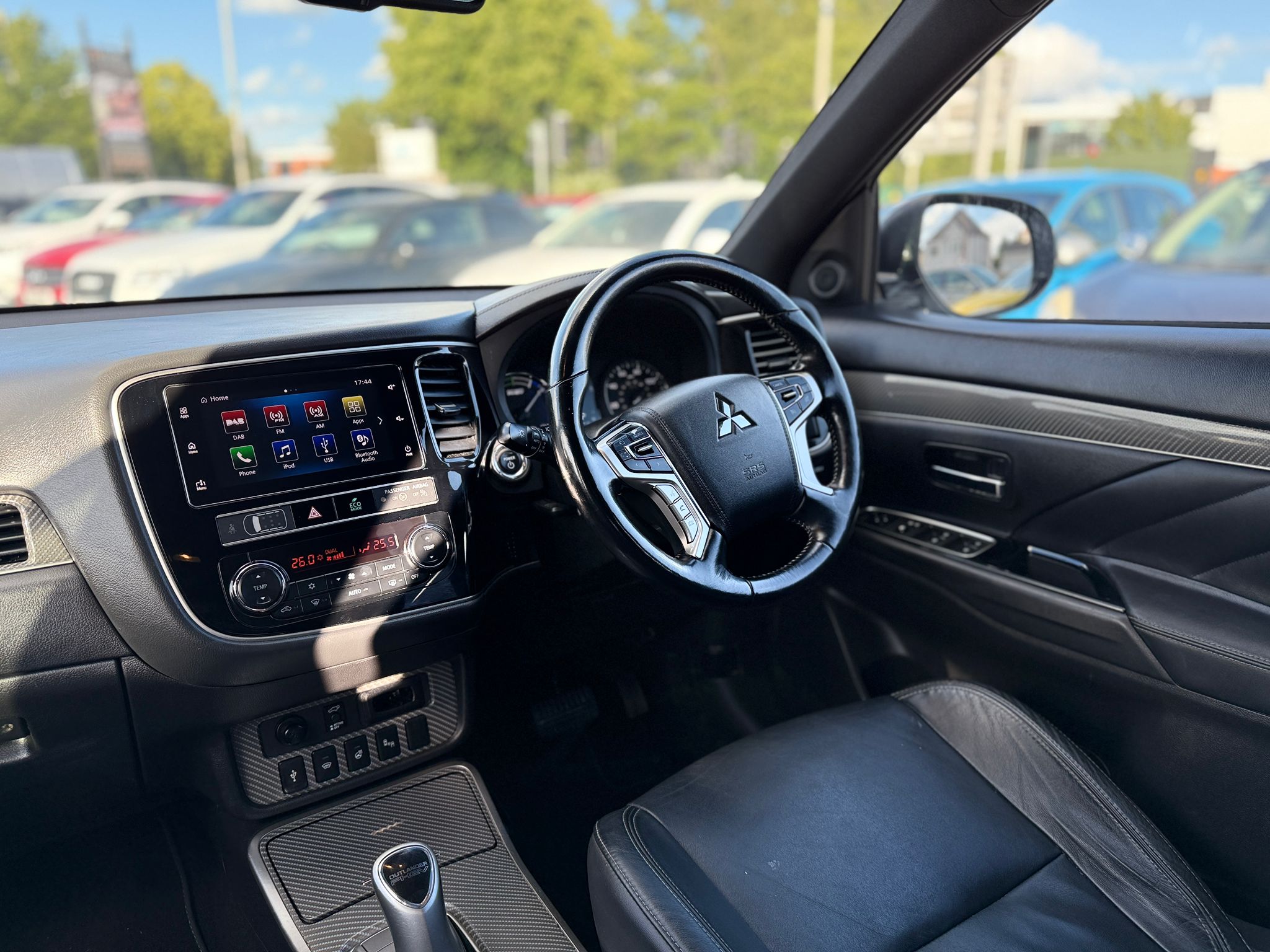 MITSUBISHI OUTLANDER PHEV 4h (4WD) 2019