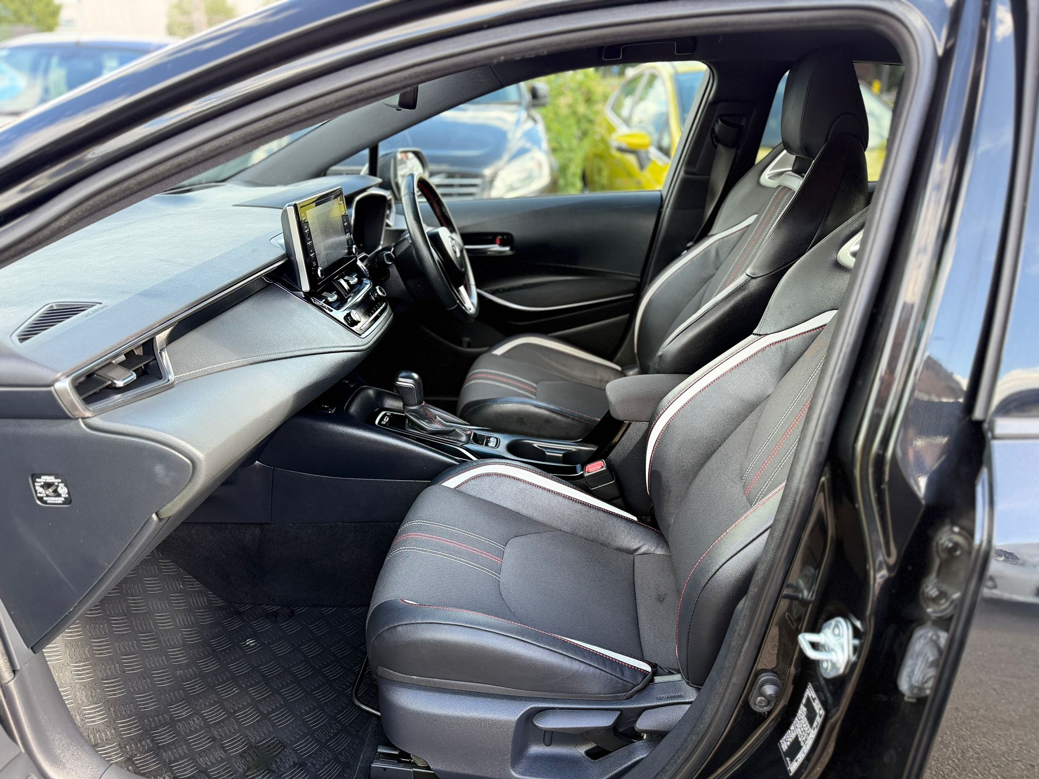 TOYOTA COROLLA 1.8 VVT-h GR SPORT 2021