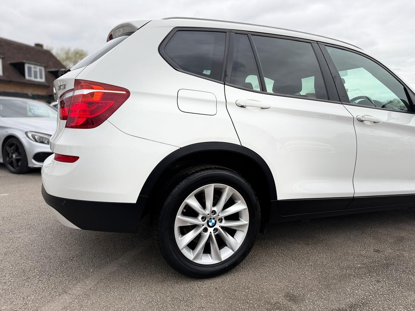 2017 BMW X3 SE
