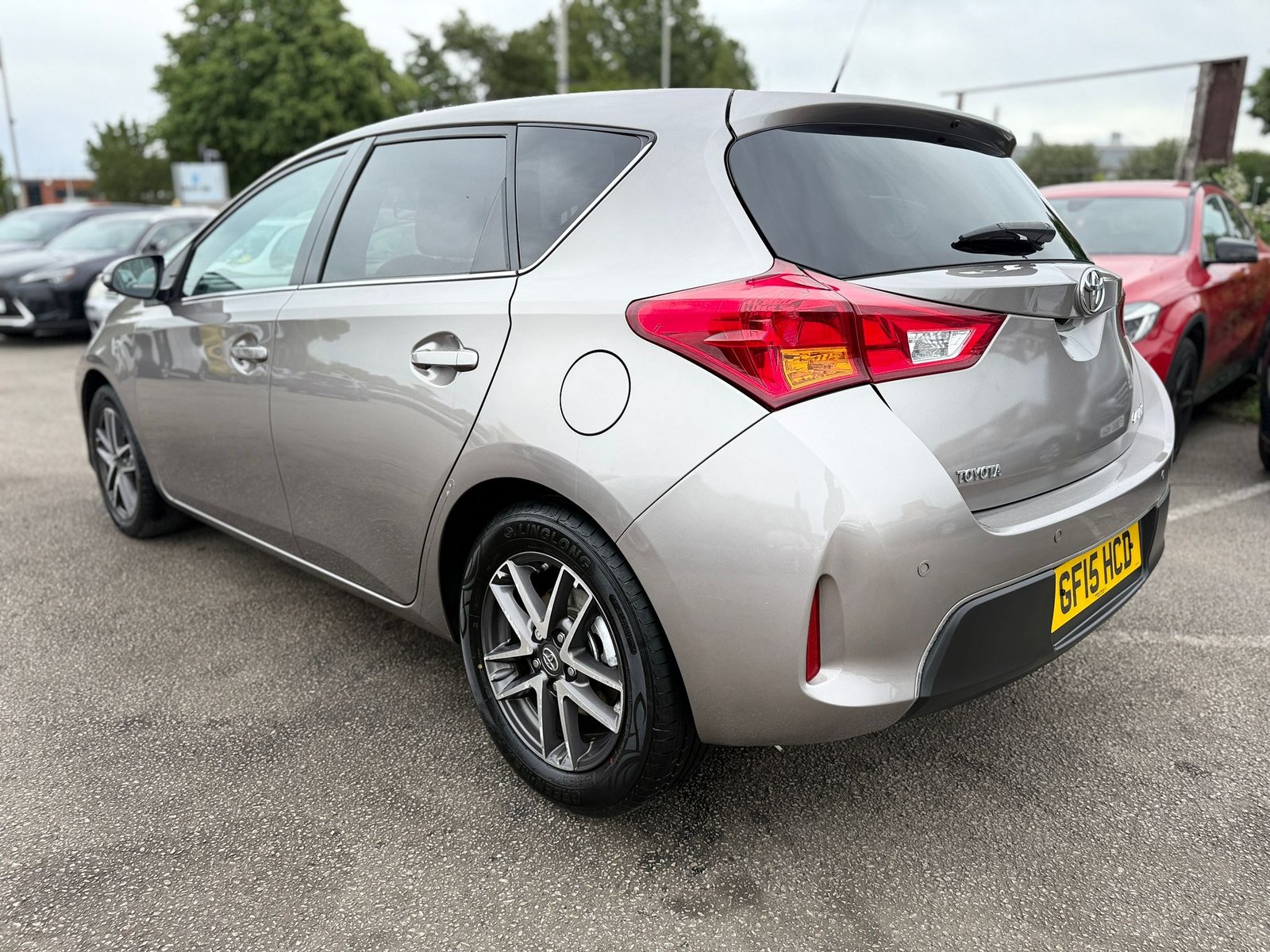 TOYOTA AURIS 1.6 V-MATIC ICON PLUS 2015