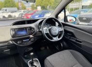 Toyota Yaris 1.5 VVT-h Icon 2015