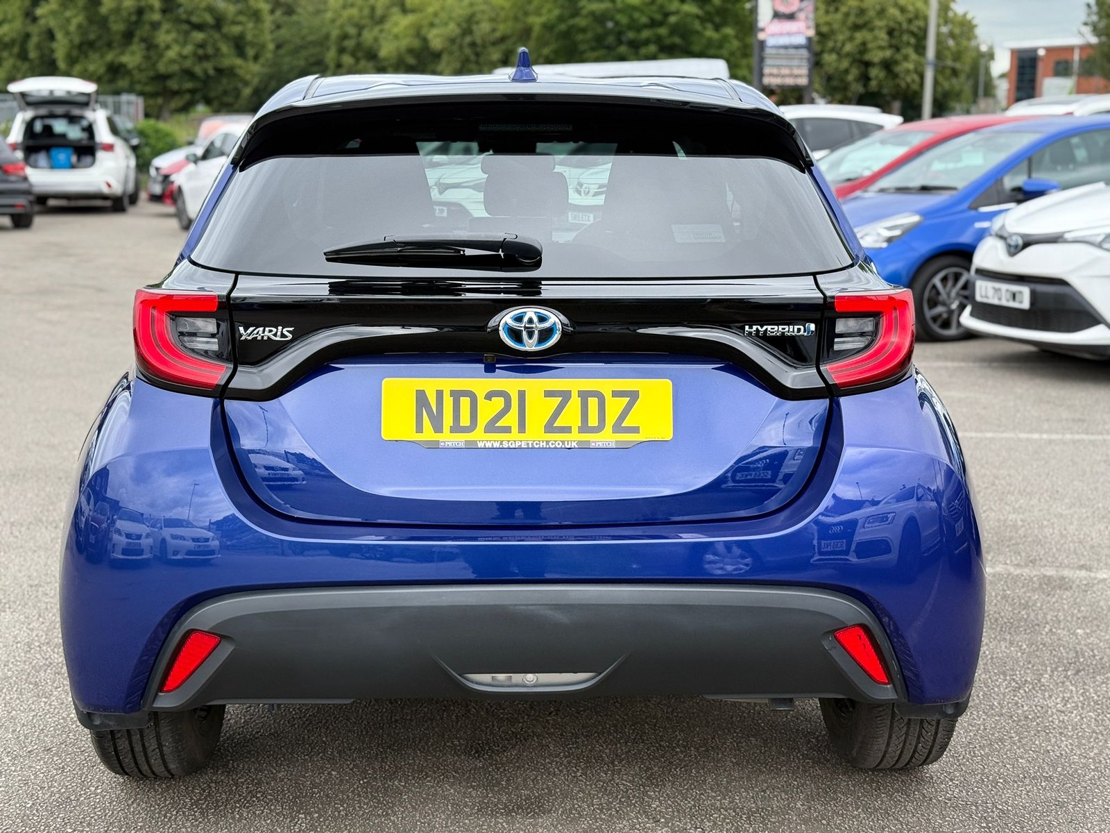 Toyota Yaris 1.5 VVT-h Design 2021