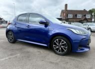Toyota Yaris 1.5 VVT-h Design 2021