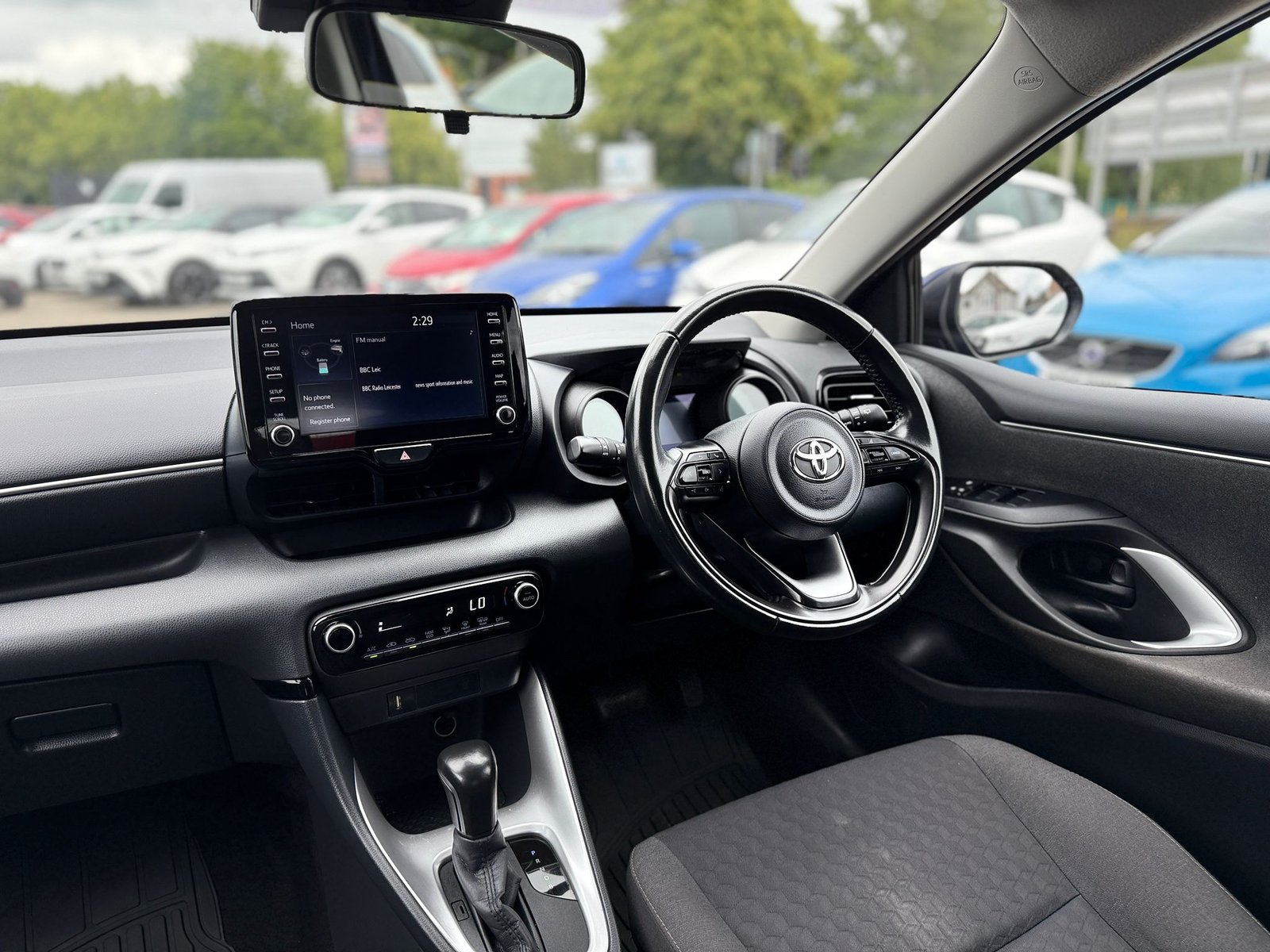 Toyota Yaris 1.5 VVT-h Design 2021