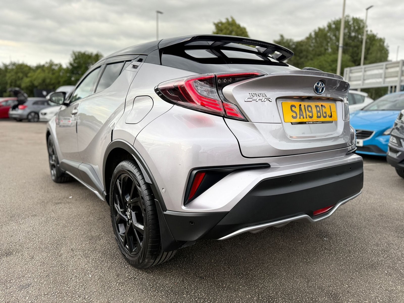 Toyota C-HR 1.8 VVT-h Dynamic 2019