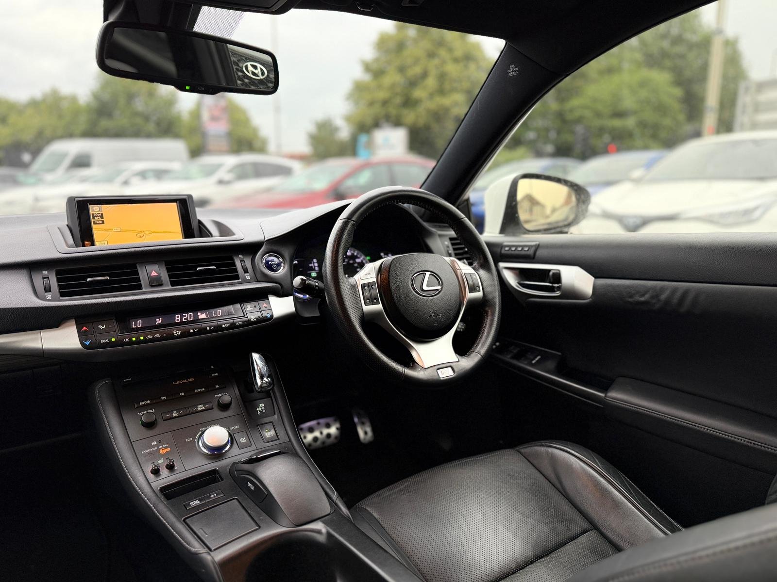 Lexus CT 200h 1.8 F Sport 2012