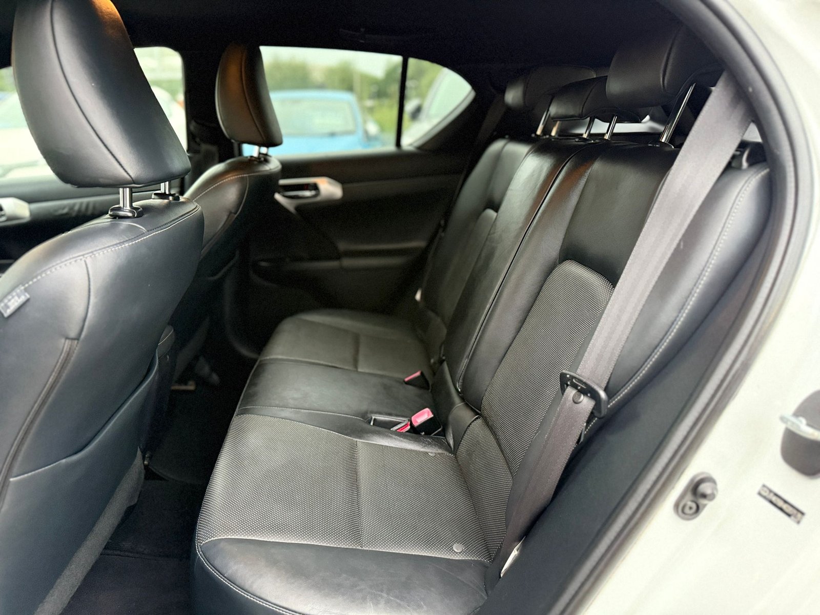 Lexus CT 200h 1.8 F Sport 2012