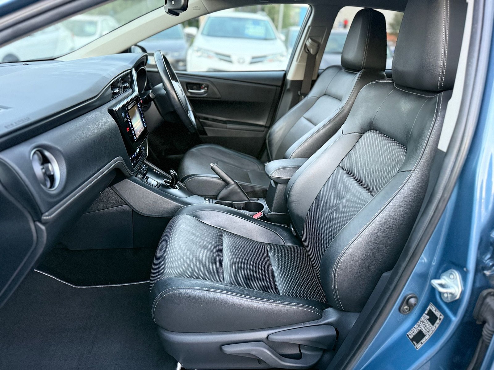 Toyota Auris 1.8 VVT-h Excel 2018