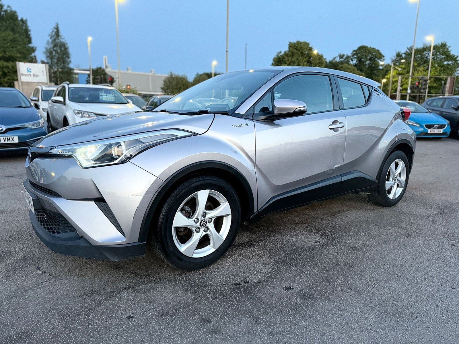 Toyota C-HR 1.8 VVT-h Icon 2017