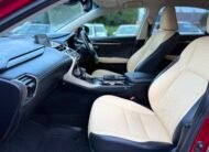 Lexus NX 300h 2.5 Premier E-CVT 4WD 2016