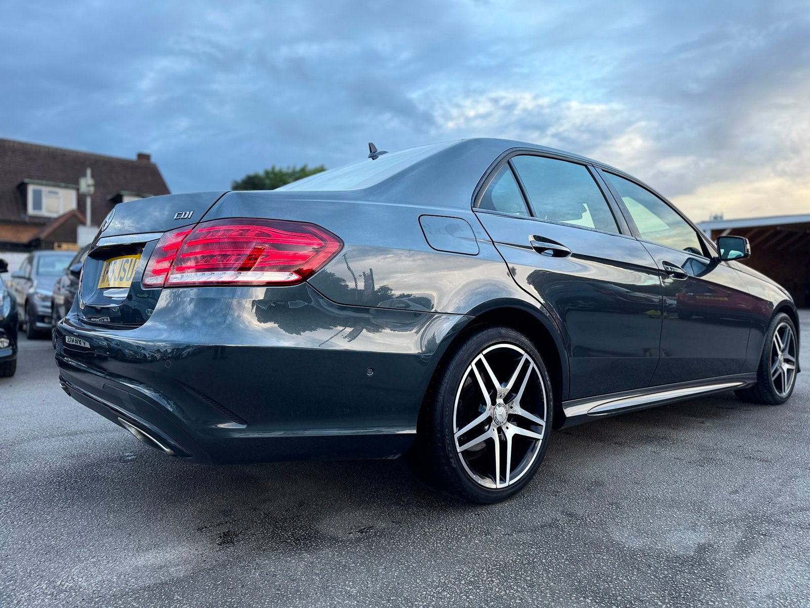 Mercedes-Benz E250 2.1 CDI AMG Night Edition 2015