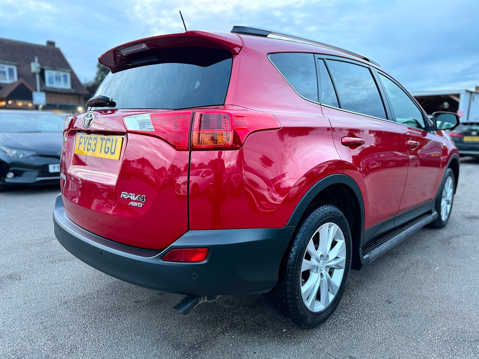Toyota RAV4 Invincible 2013