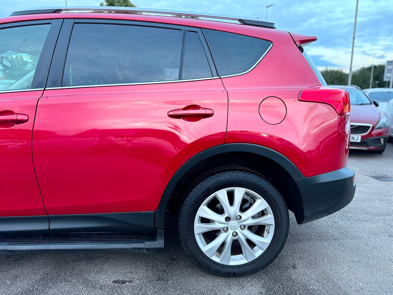 Toyota RAV4 Invincible 2013