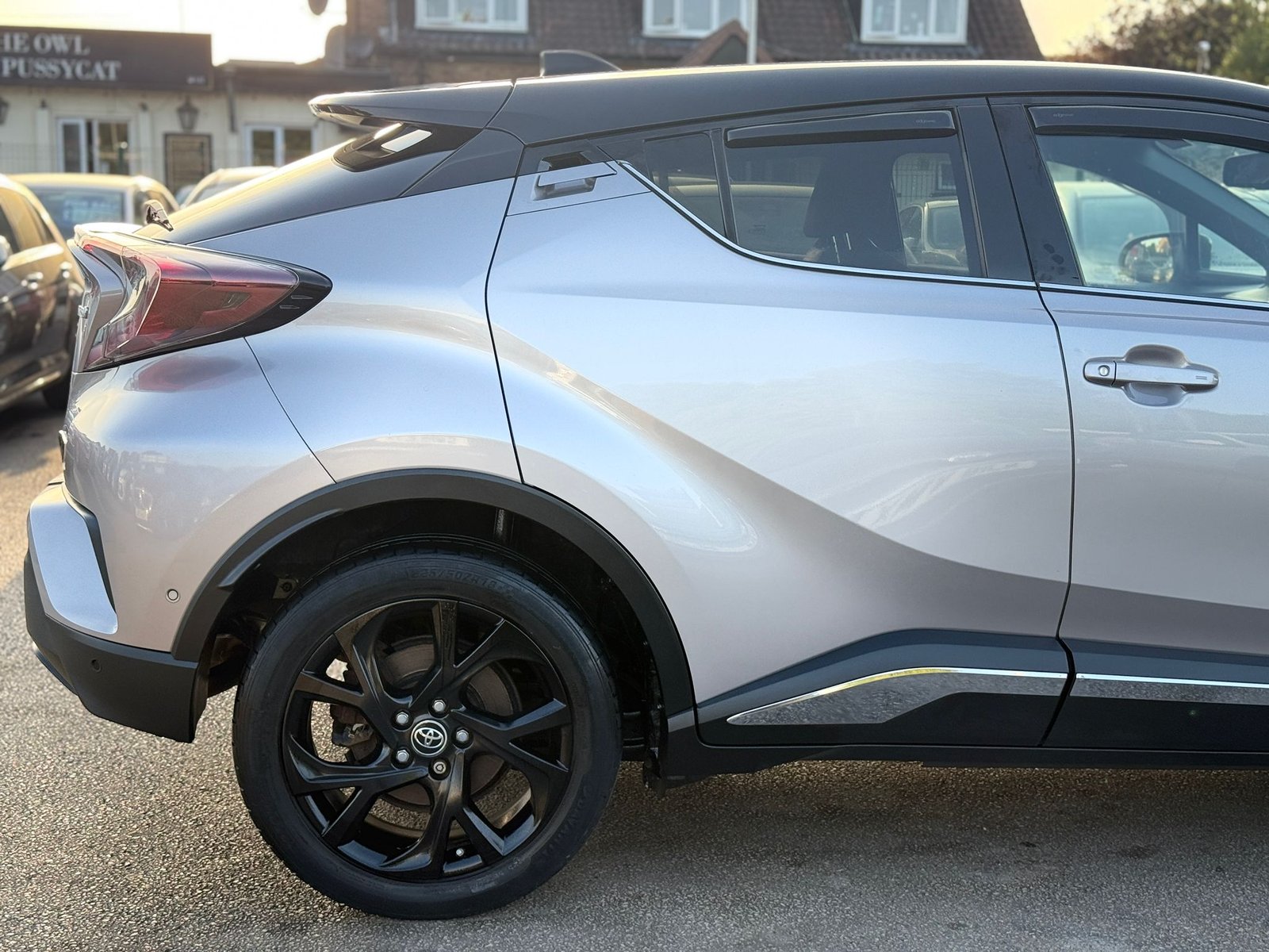 Toyota C-HR Dynamic