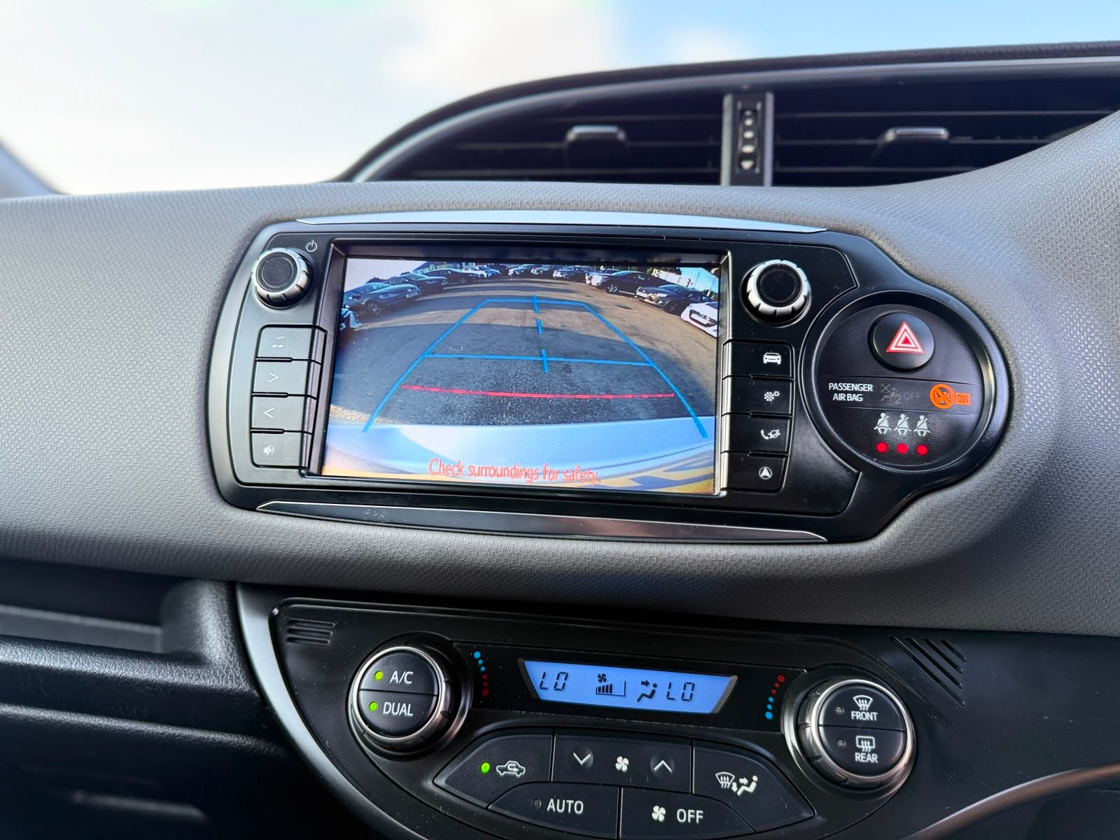 Toyota Yaris Icon