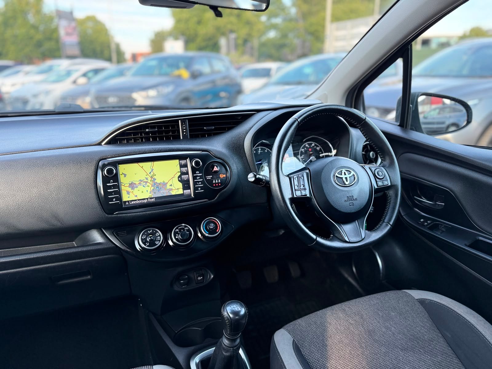 Toyota Yaris Y20 2019