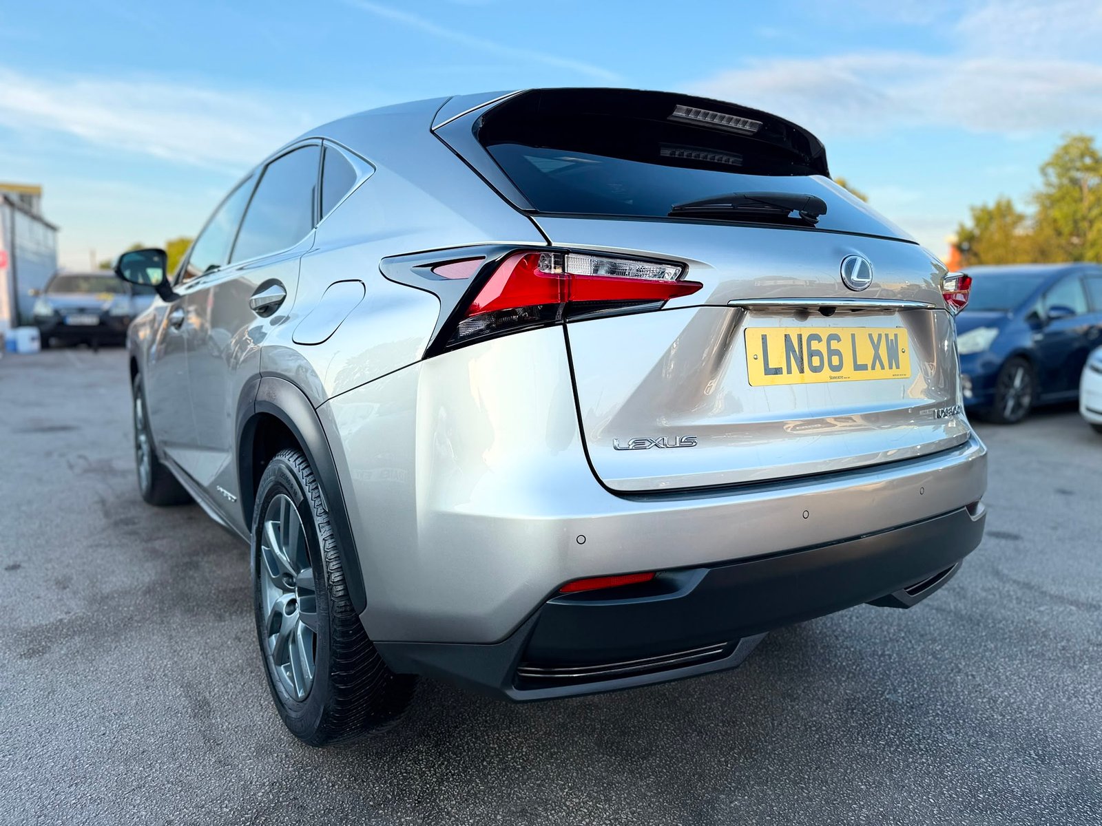 Lexus NX Luxury 2016