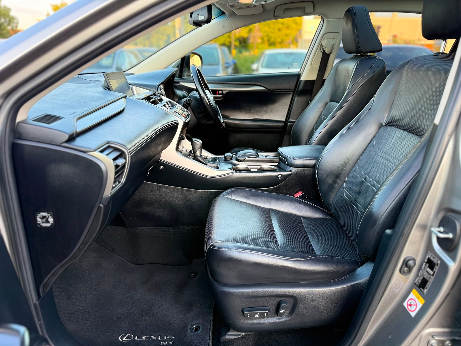 Lexus NX Luxury 2016