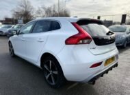 Volvo V40 Momentum Nav Plus