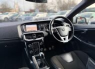 Volvo V40 Momentum Nav Plus