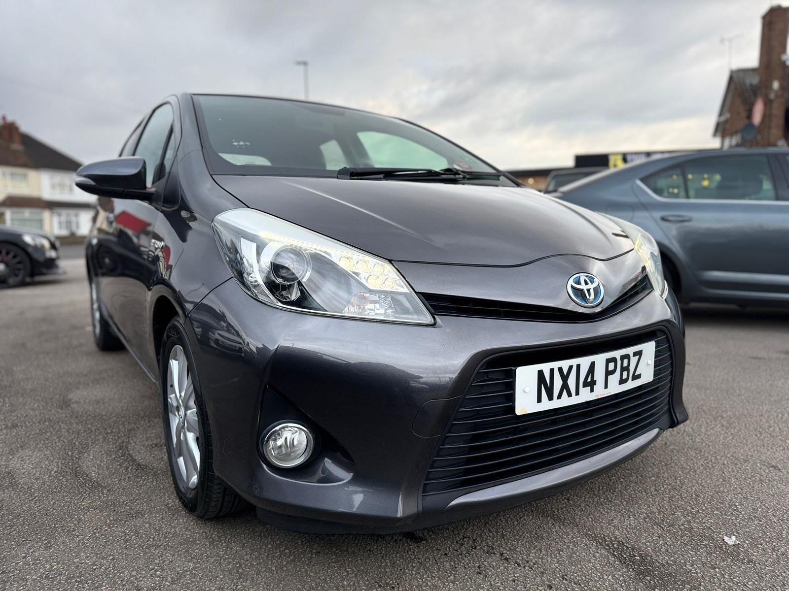 Toyota Yaris Icon Plus-2014