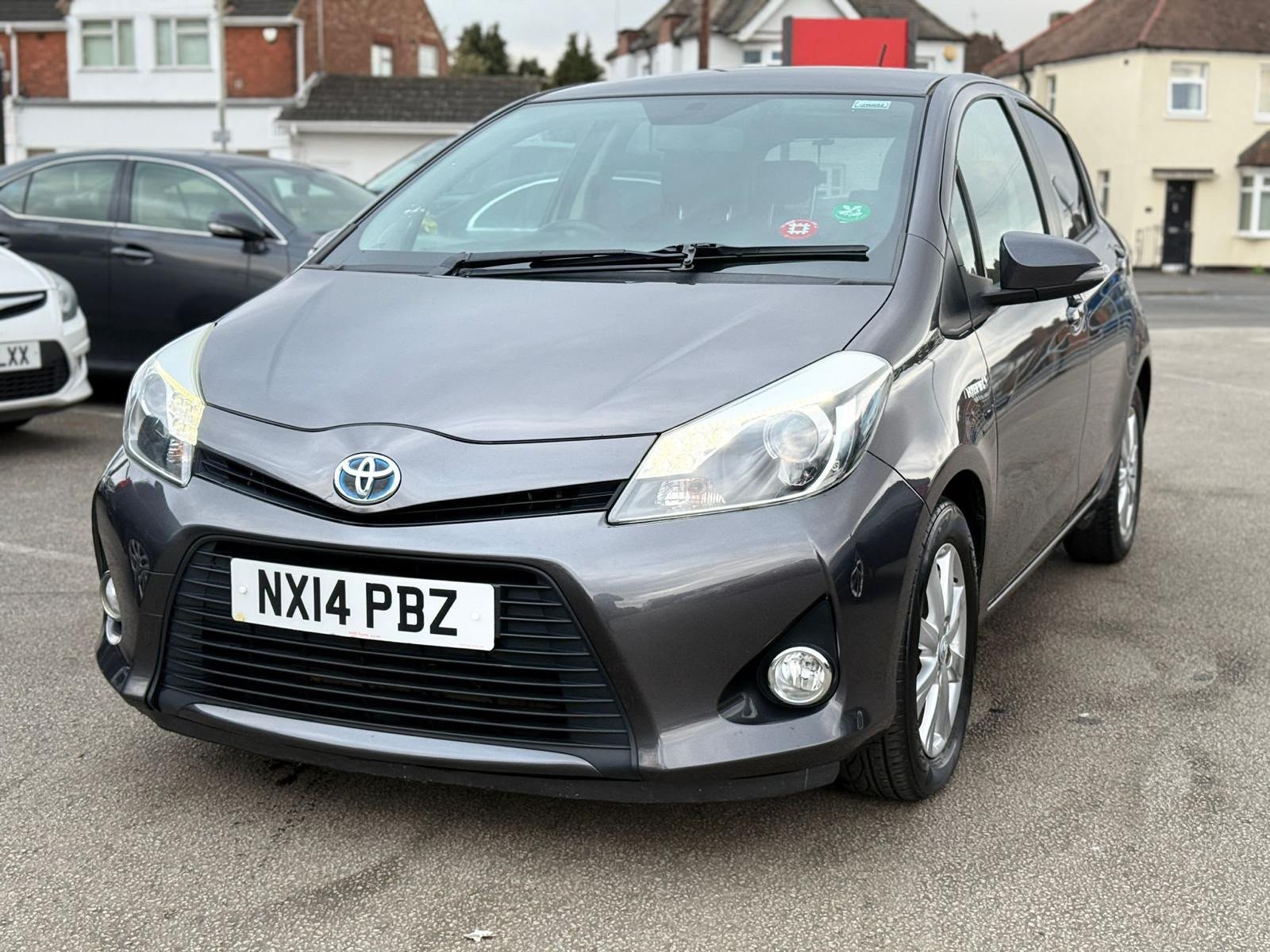Toyota Yaris Icon Plus-2014