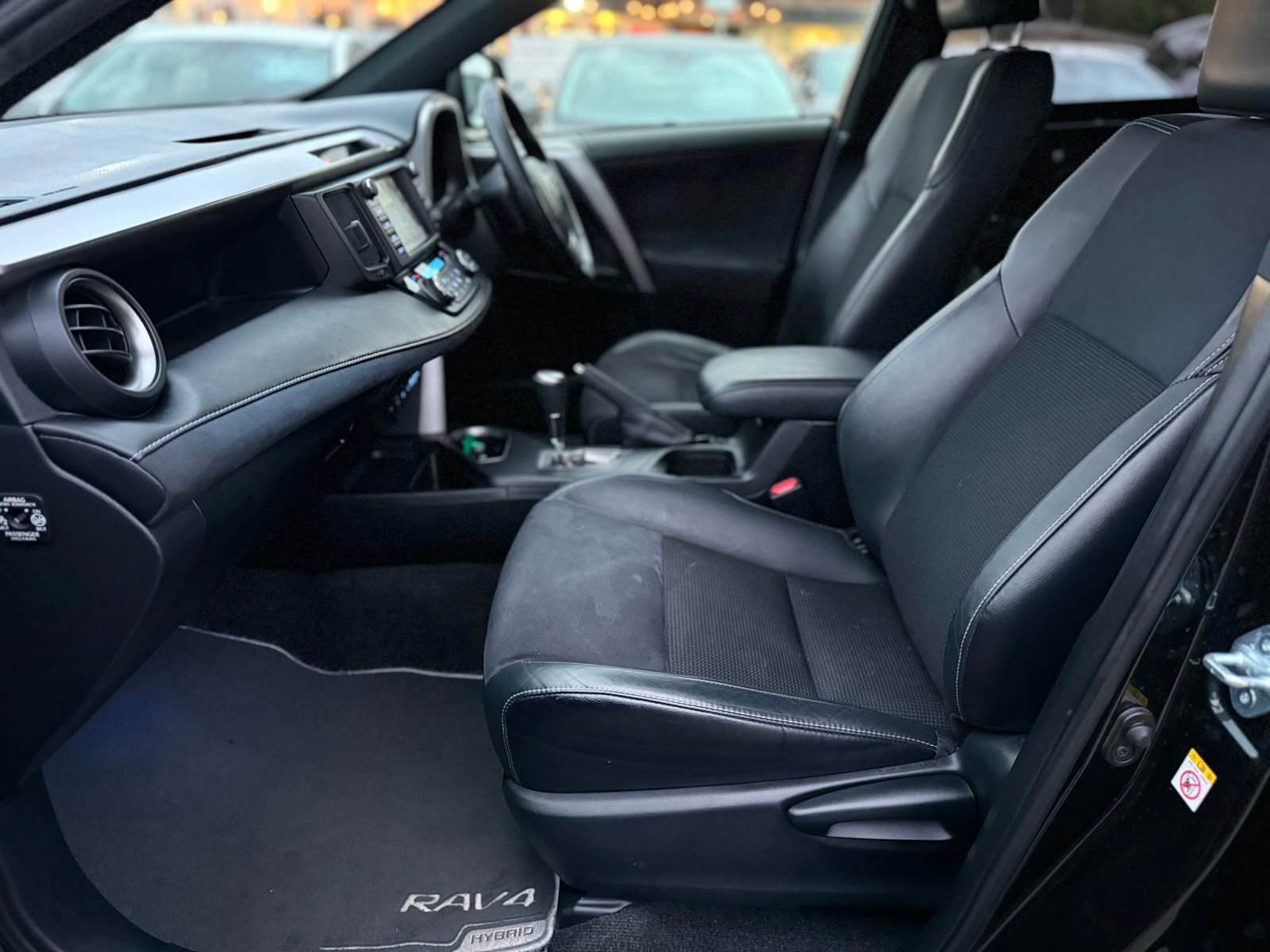 Toyota RAV4 Icon 2017