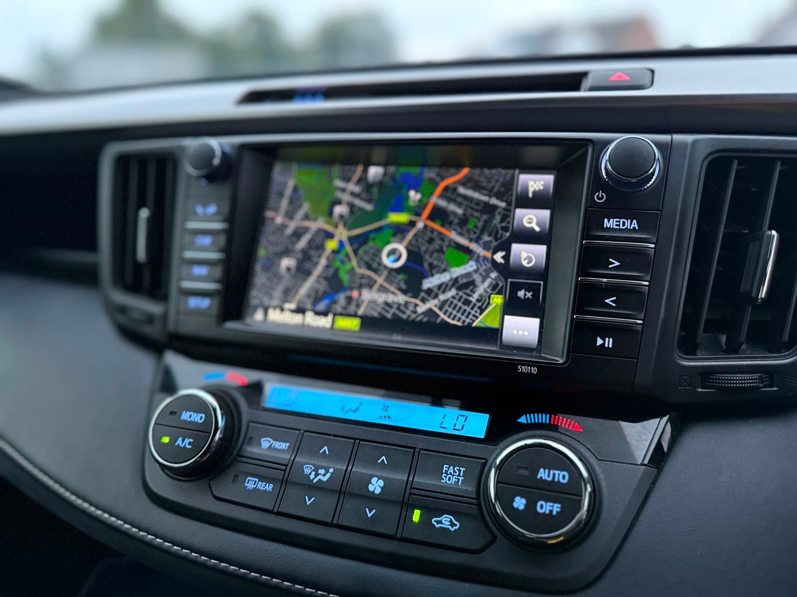 Toyota RAV4 Icon 2017
