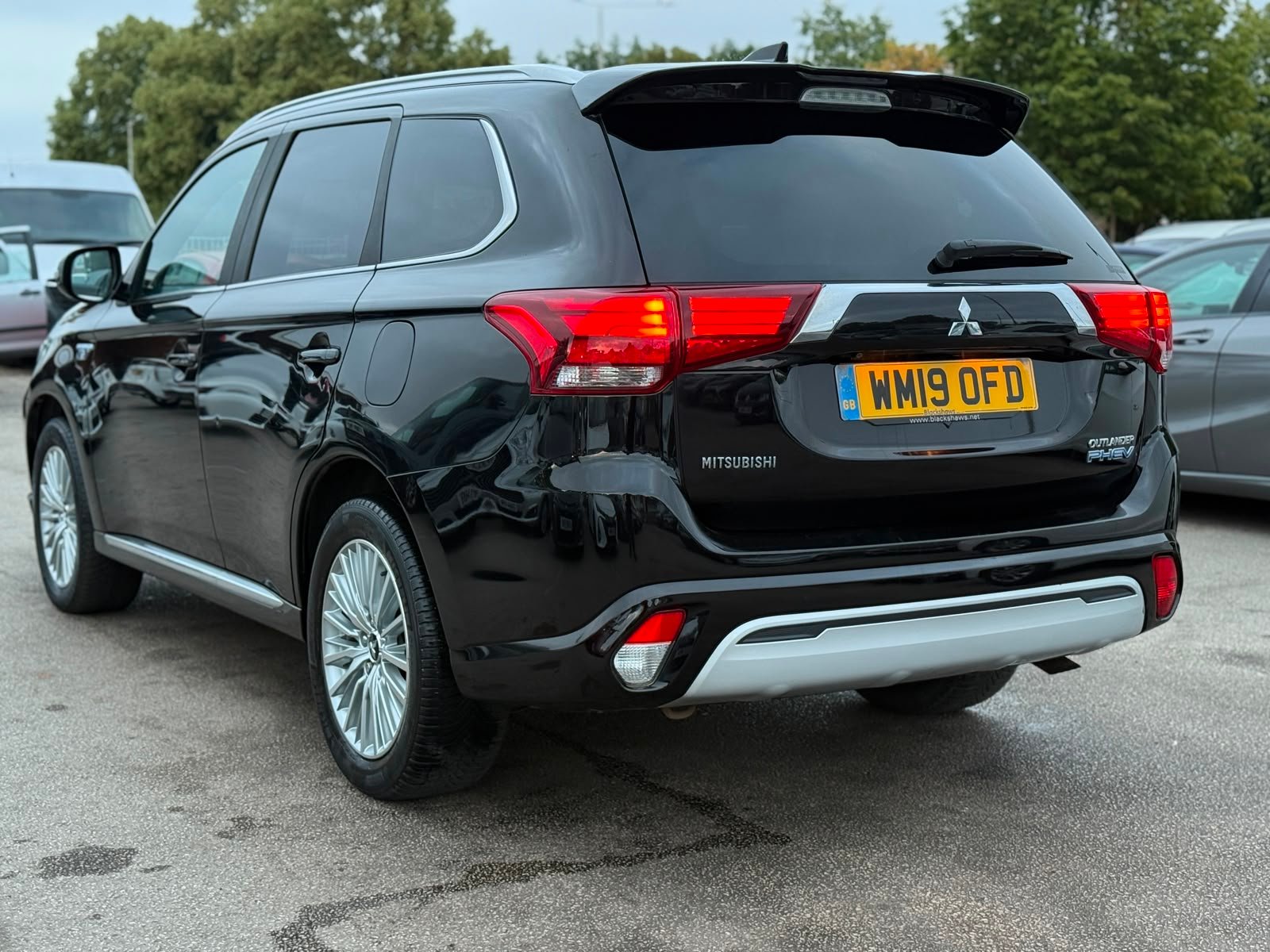 Mitsubishi Outlander 4h 2019