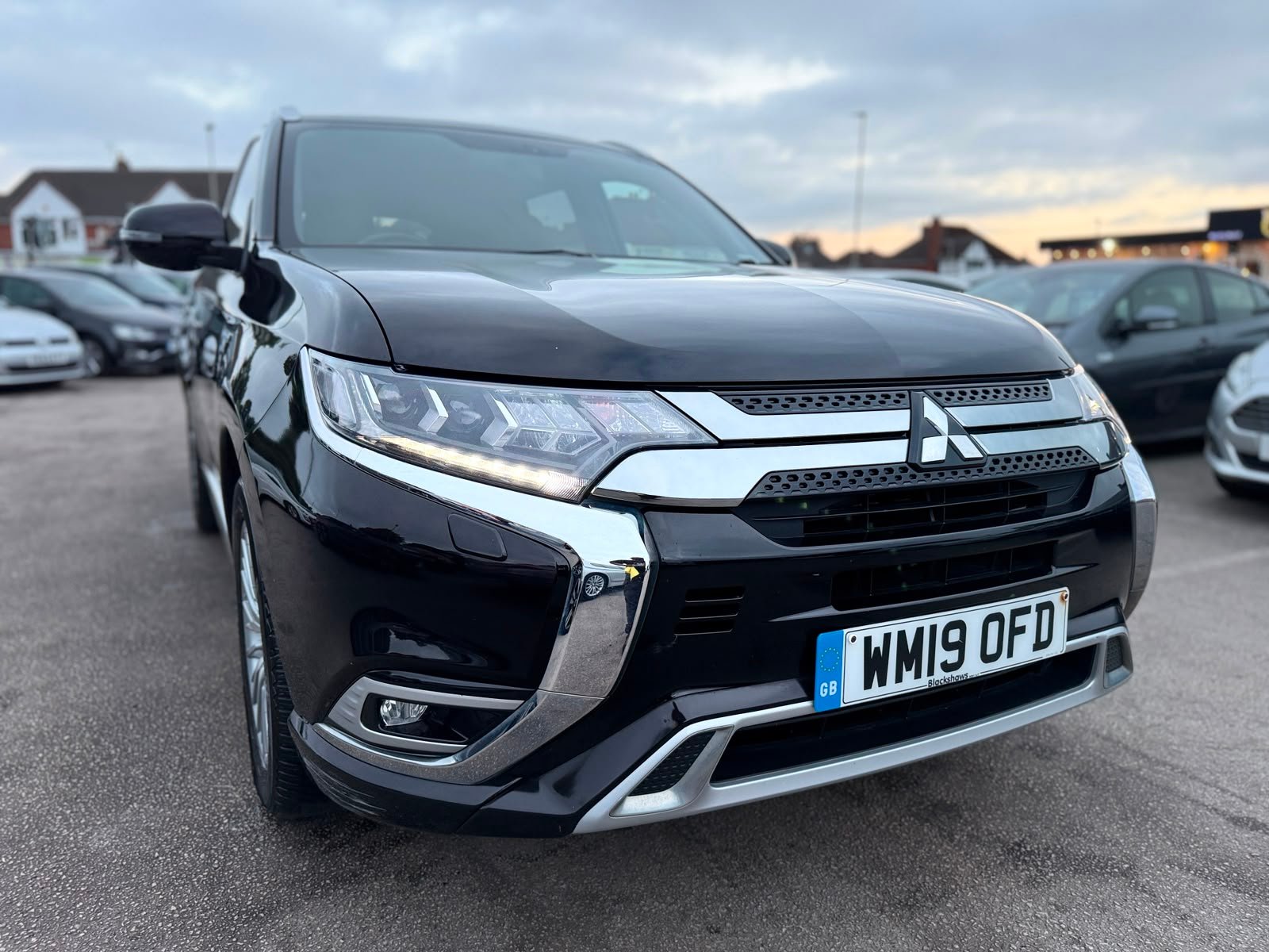 Mitsubishi Outlander 4h 2019