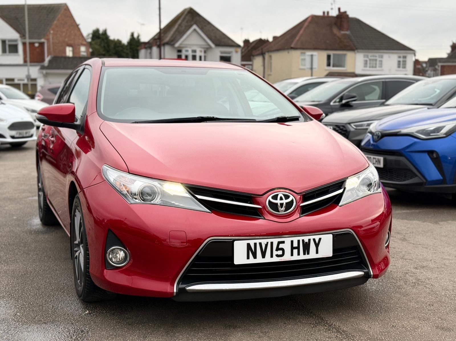 Toyota Auris Icon Plus-2015