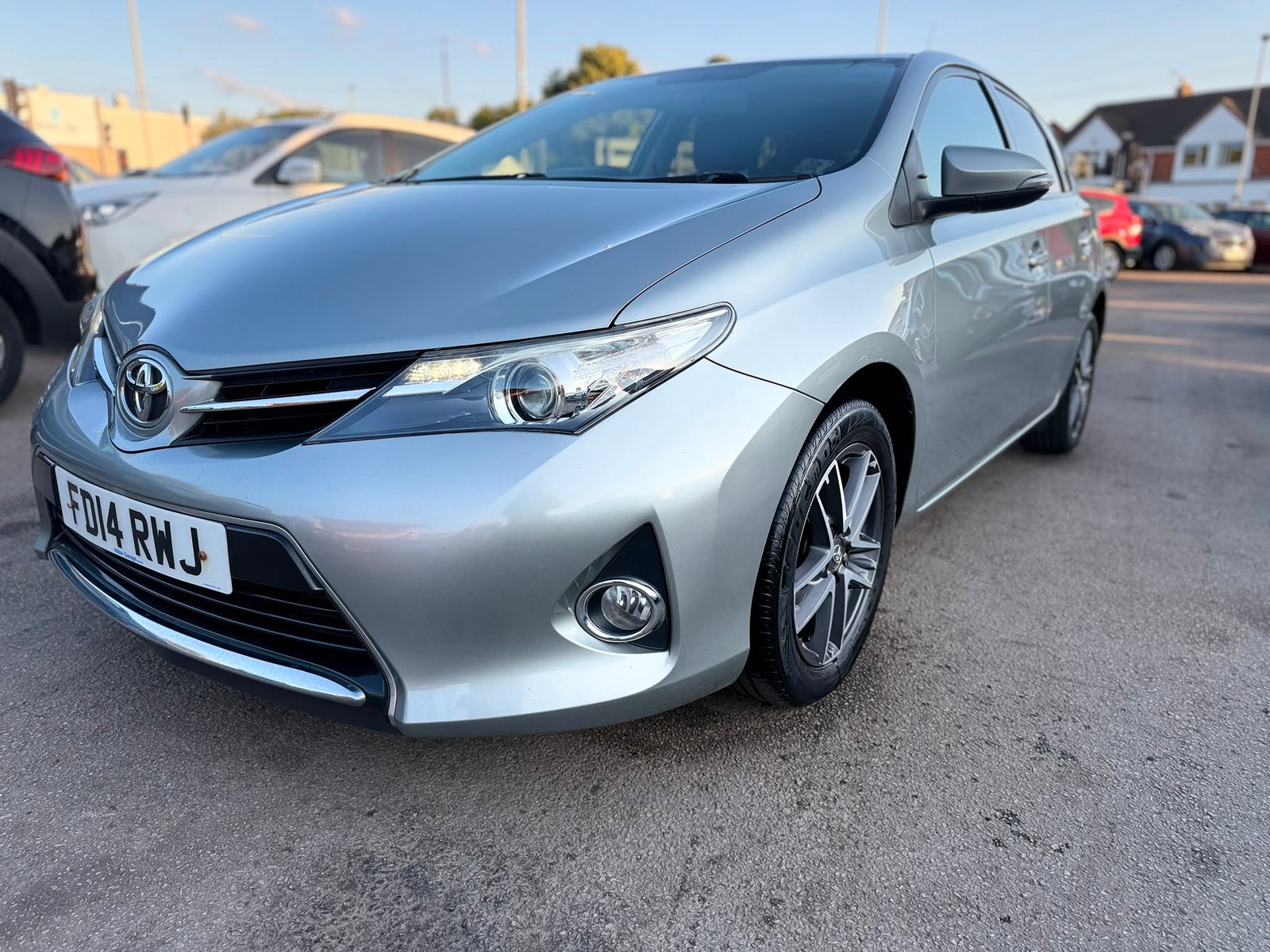 Toyota Auris Icon Plus-2014