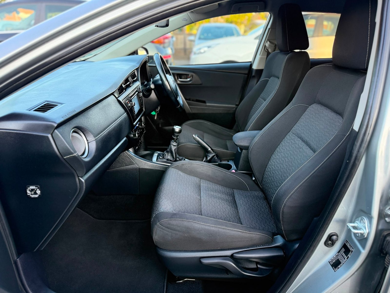 Toyota Auris Icon Plus-2014
