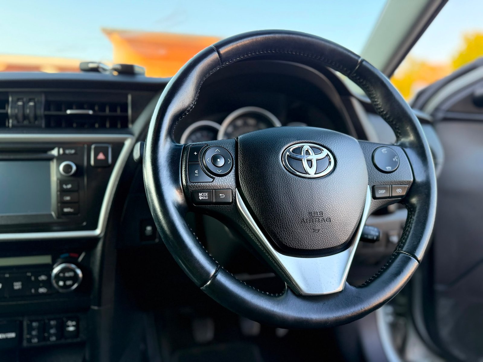 Toyota Auris Icon Plus-2014