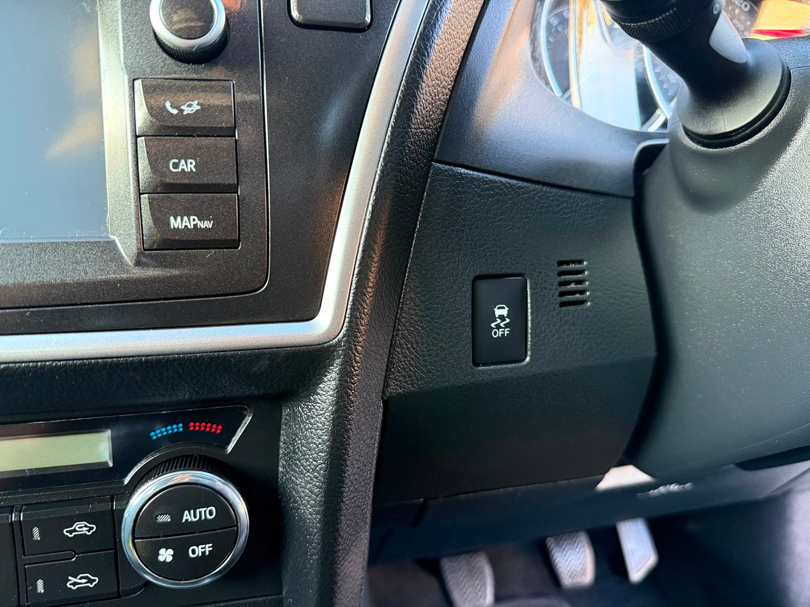 Toyota Auris Icon Plus-2014