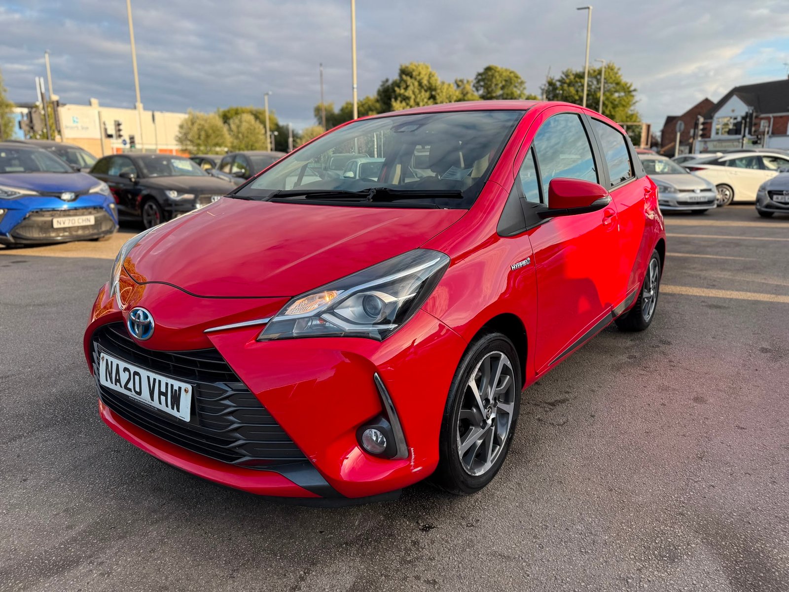 Toyota Yaris Y20 Bi-tone 2020