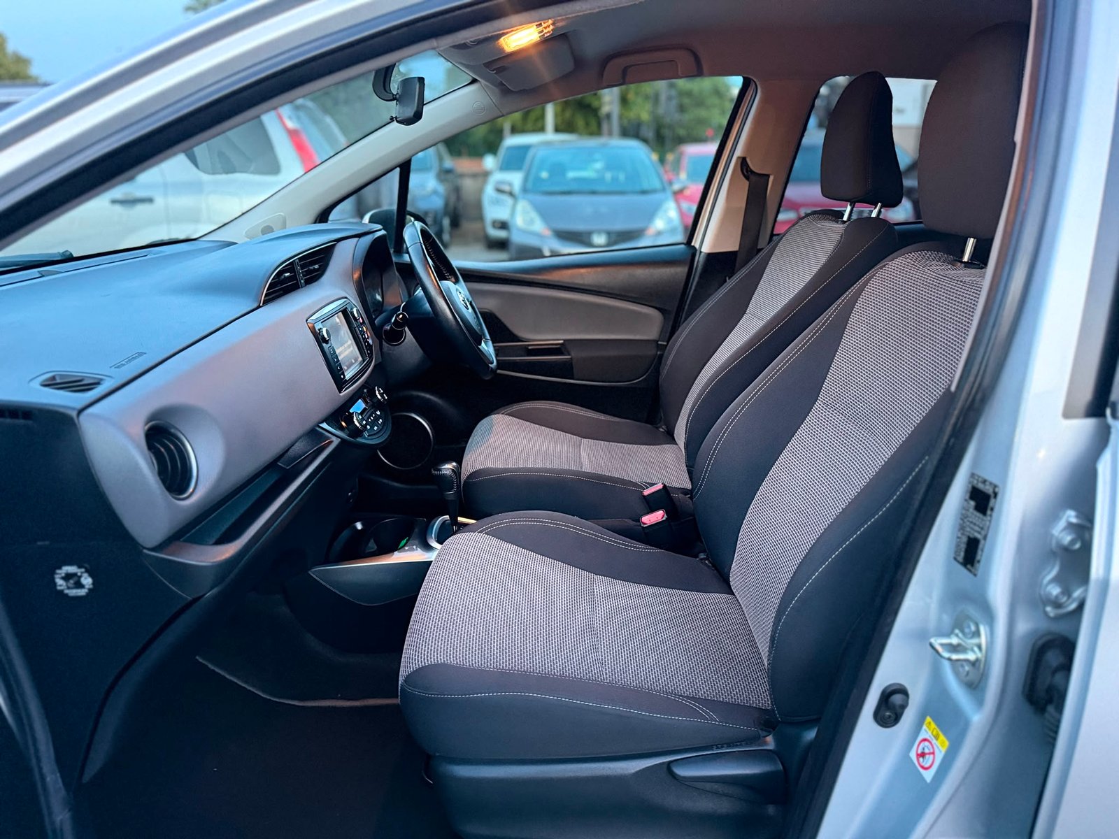 Toyota Yaris Icon 2017