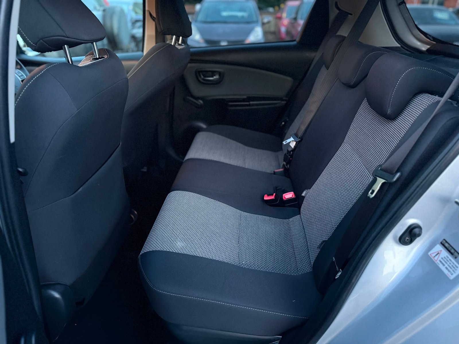 Toyota Yaris Icon 2017