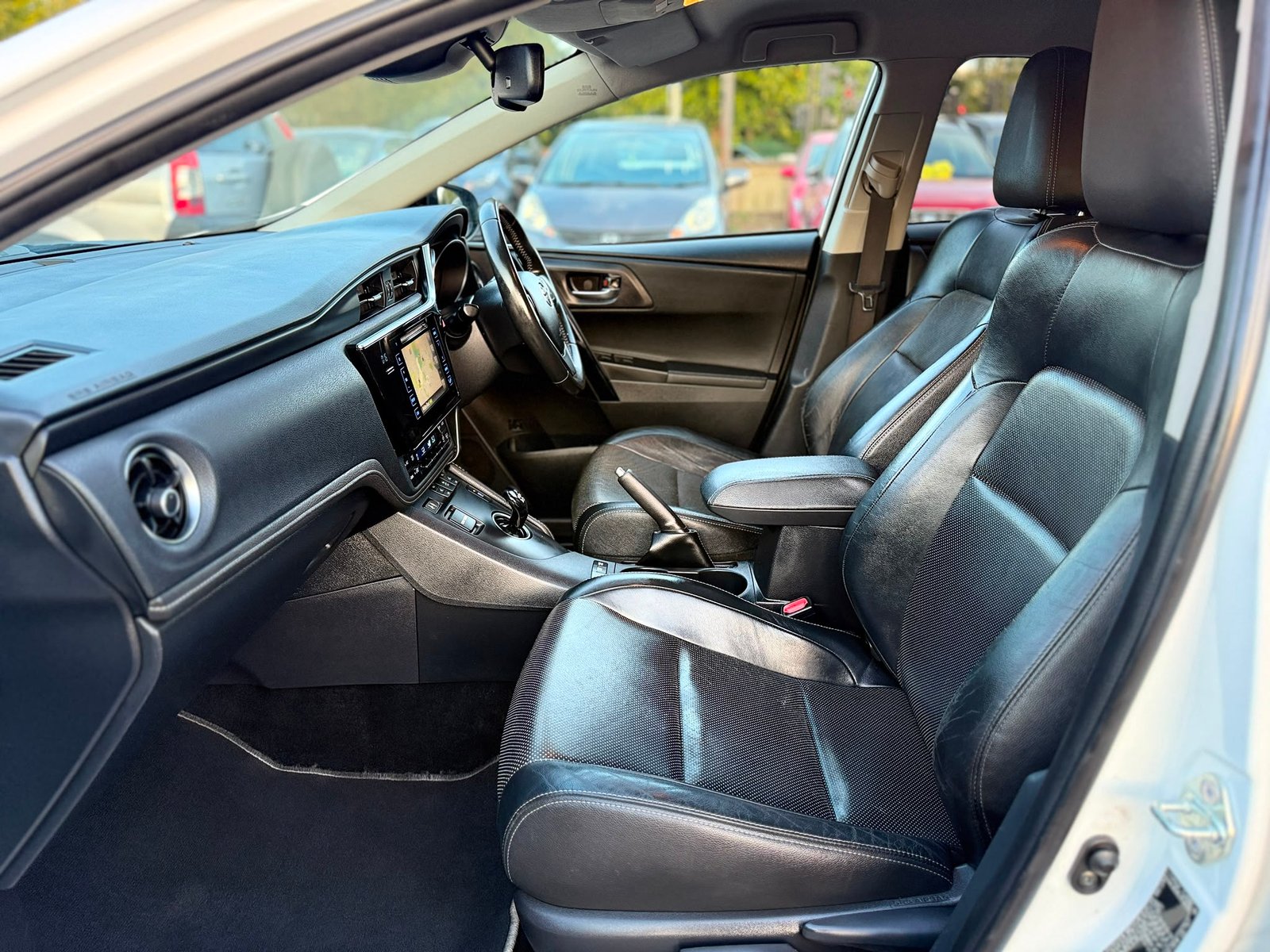 Toyota Auris Excel 2018