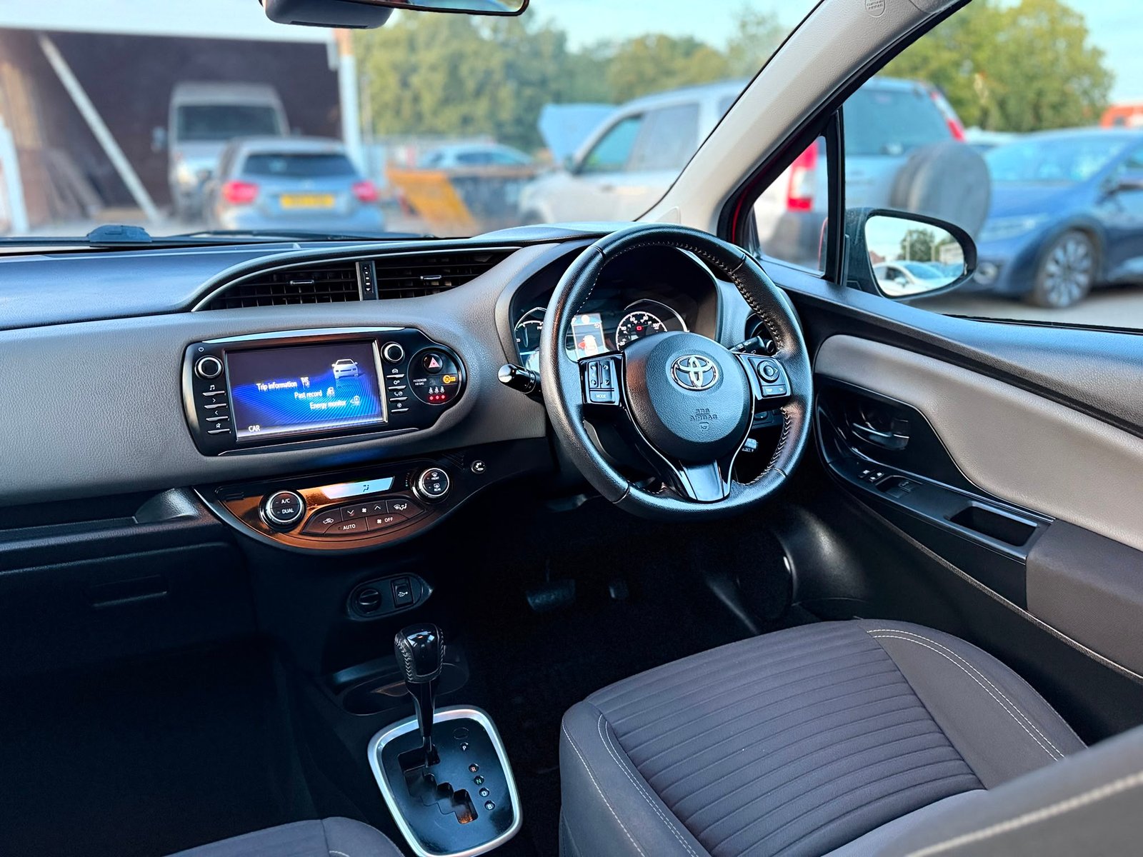 Toyota Yaris Icon Tech 2017