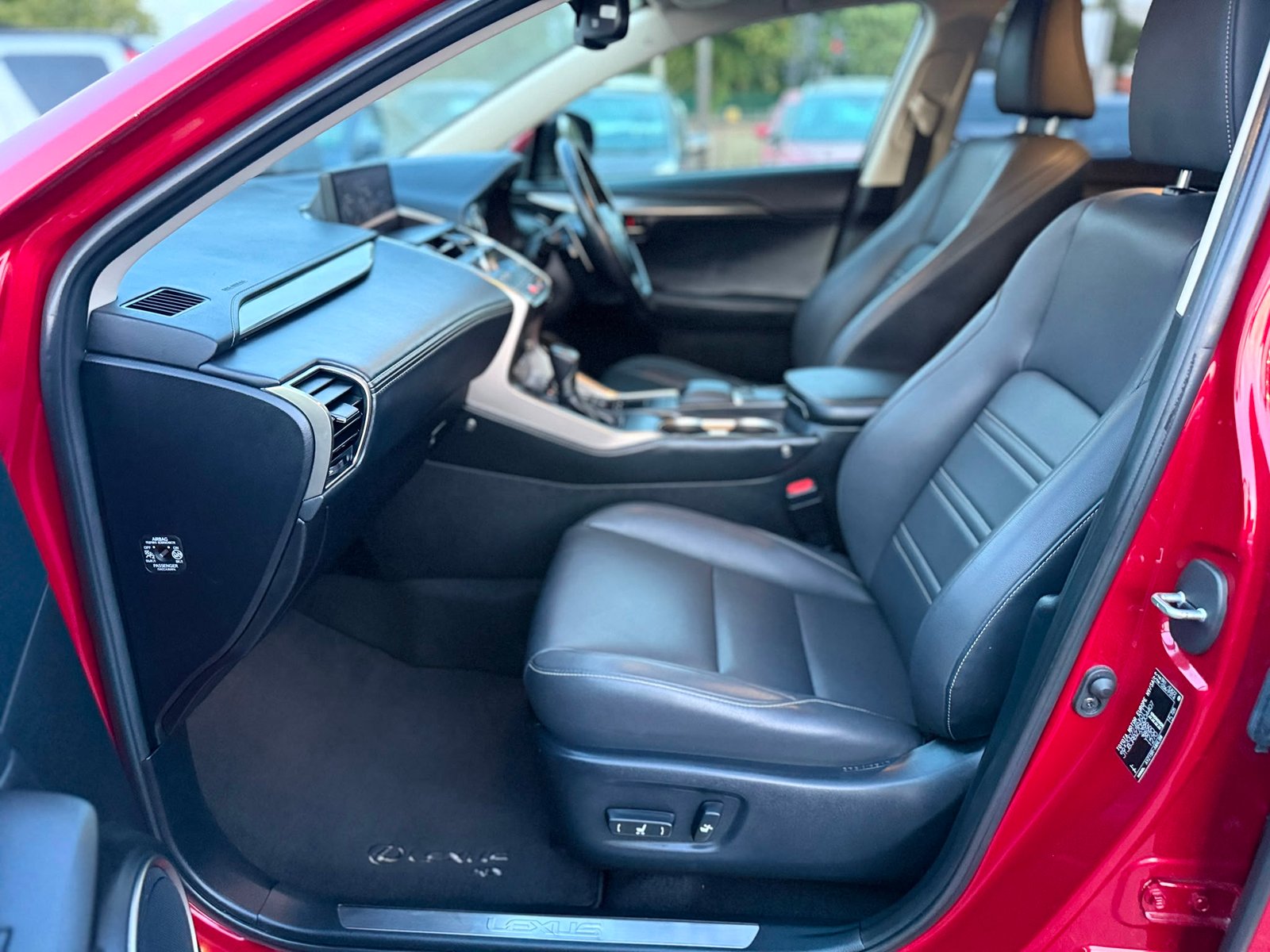 Lexus NX300H 2019