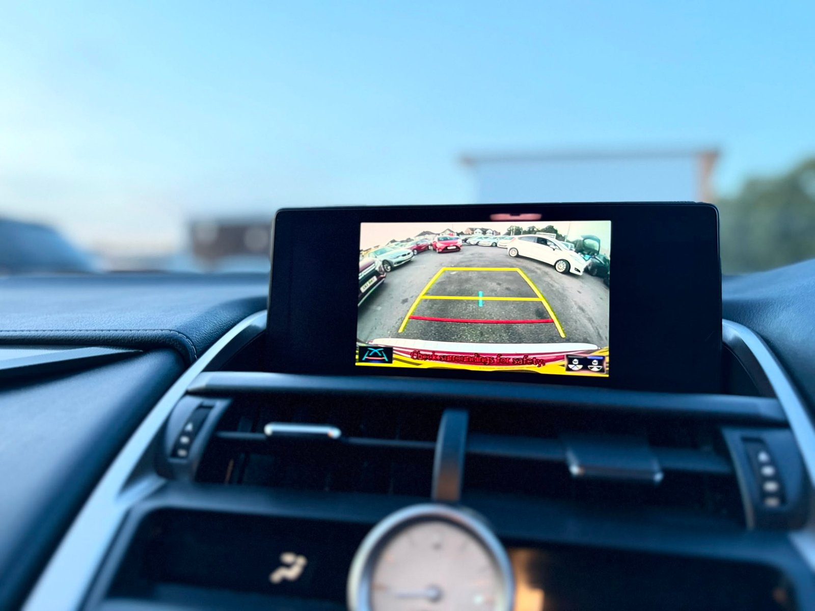Lexus NX300H 2019