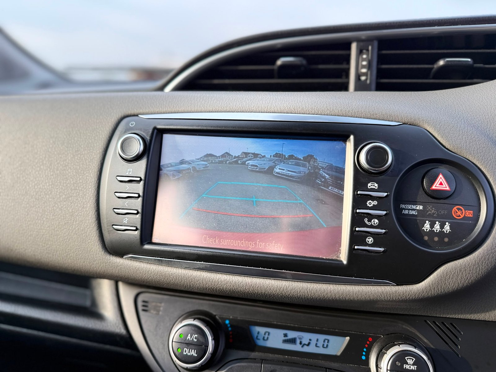 Toyota Yaris Icon Tech 2019