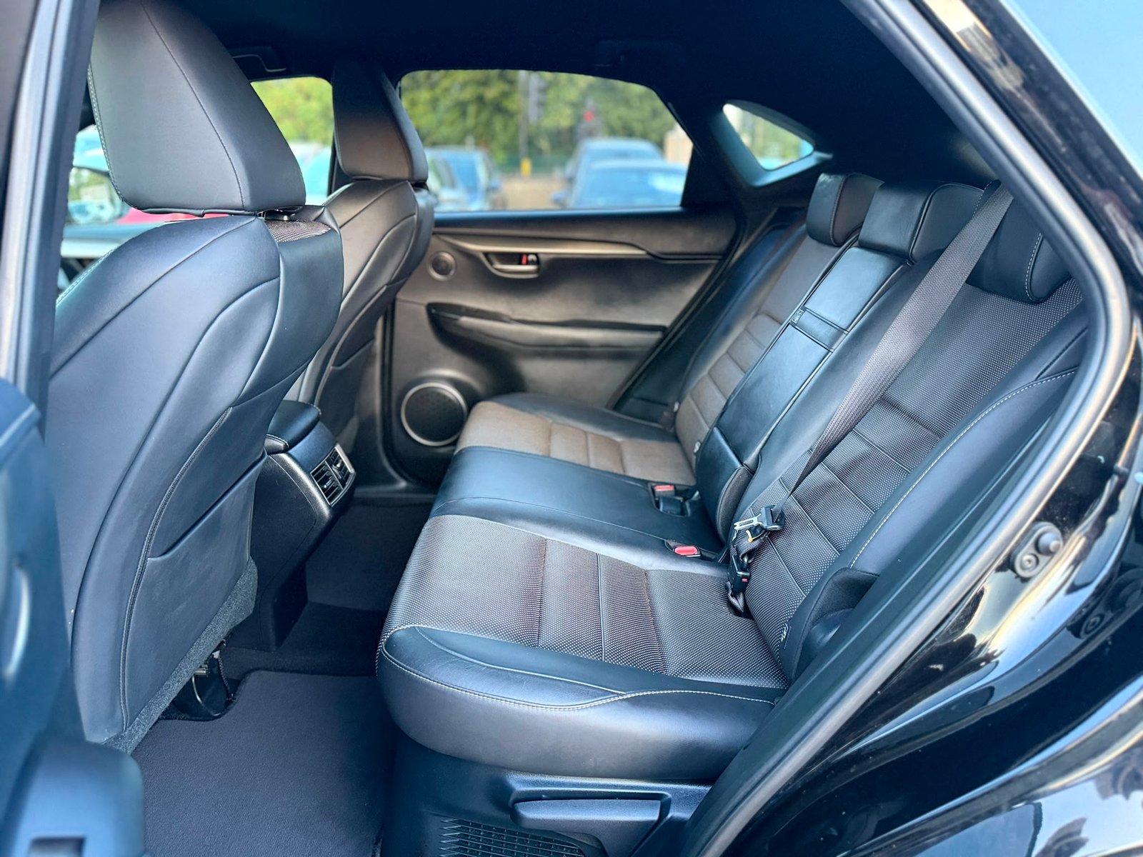 Lexus NX F Sport 2015