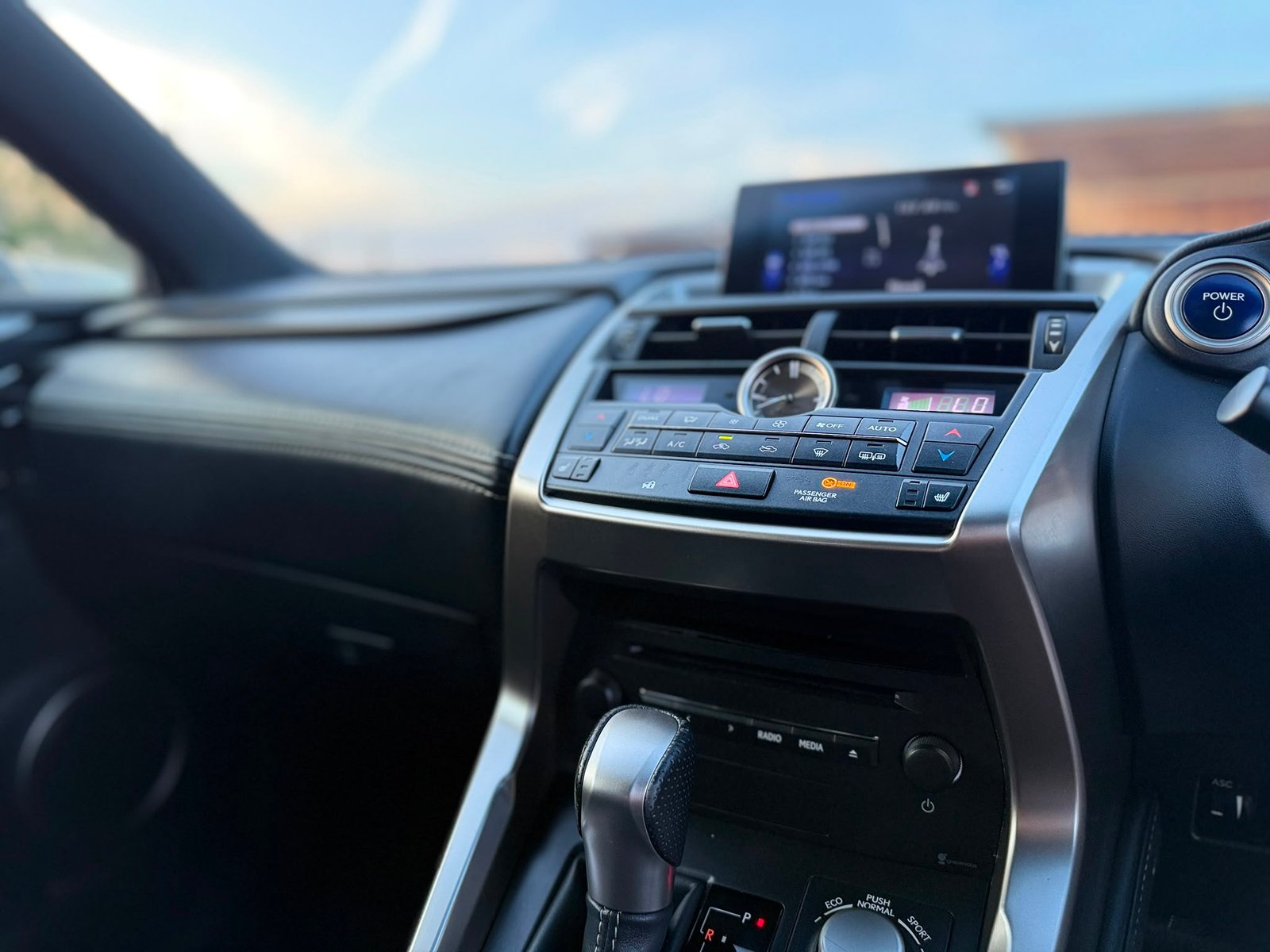 Lexus NX F Sport 2015