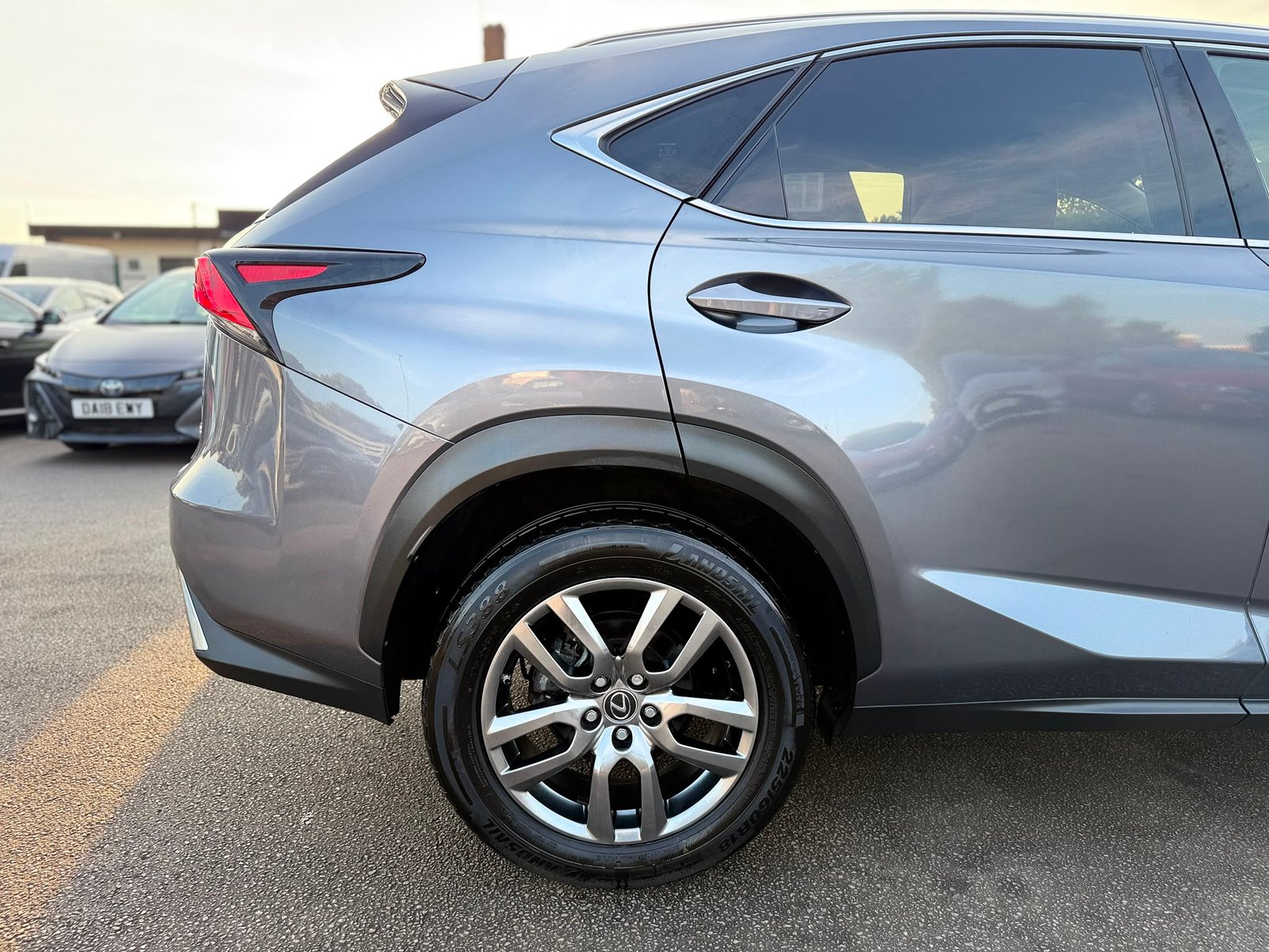 Lexus NX300H 2020