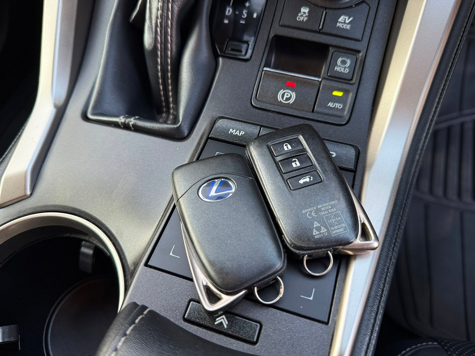 Lexus NX300H 2020