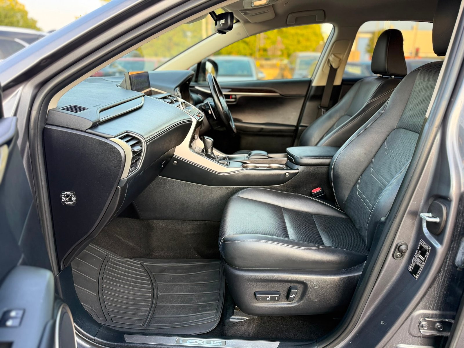 Lexus NX300H 2020