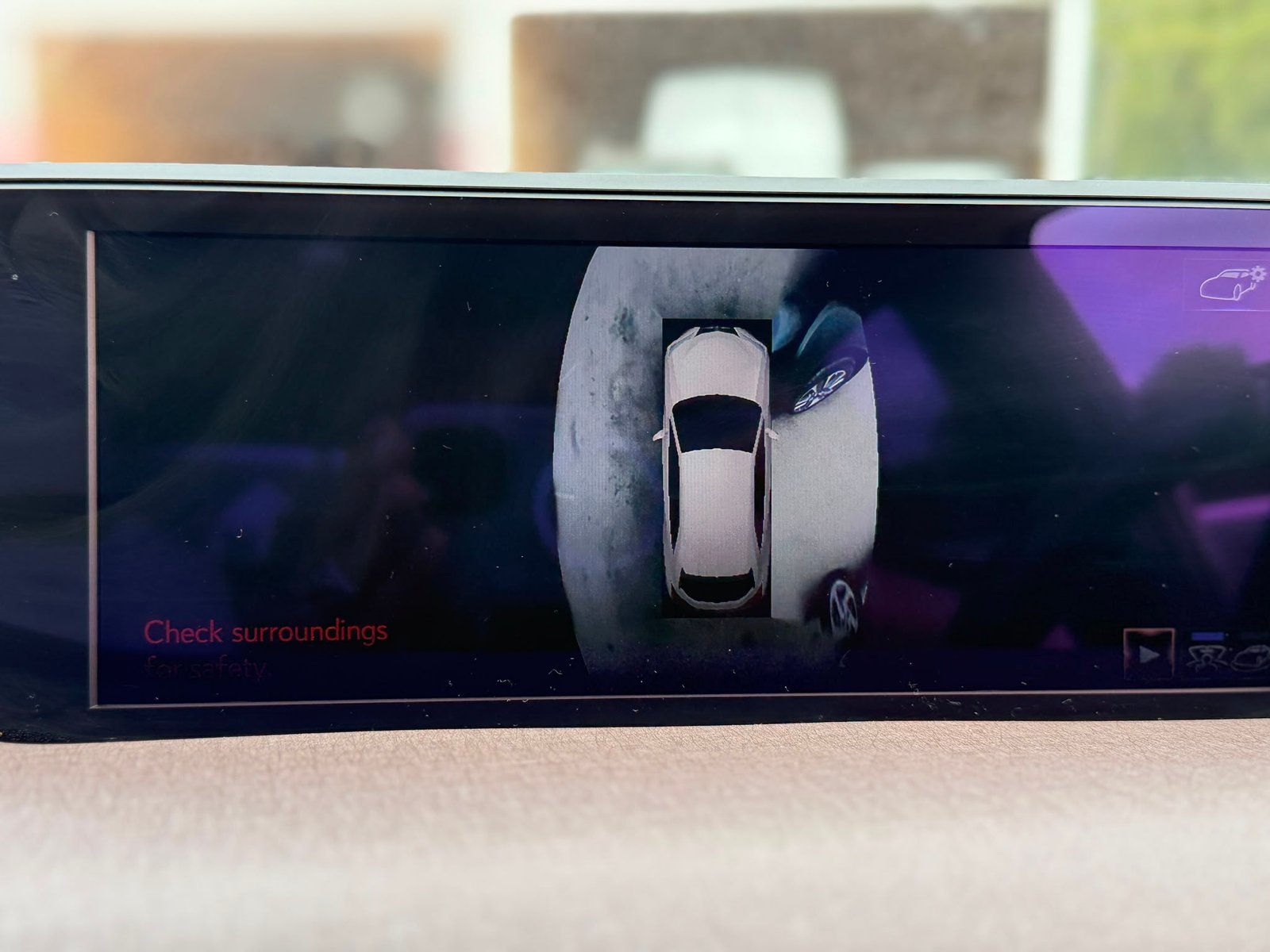 Lexus UX 300E 2021